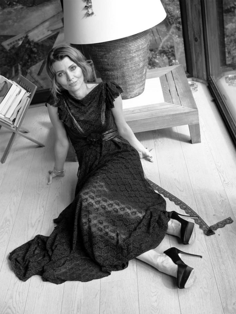 ELIF-SAFAK15122013-7